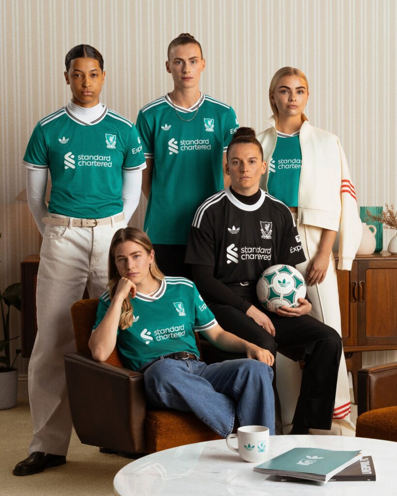 AuthenStep – Thế giới sneaker dành riêng cho bạn 545984880 1106734258272752 7574708304894185678 n