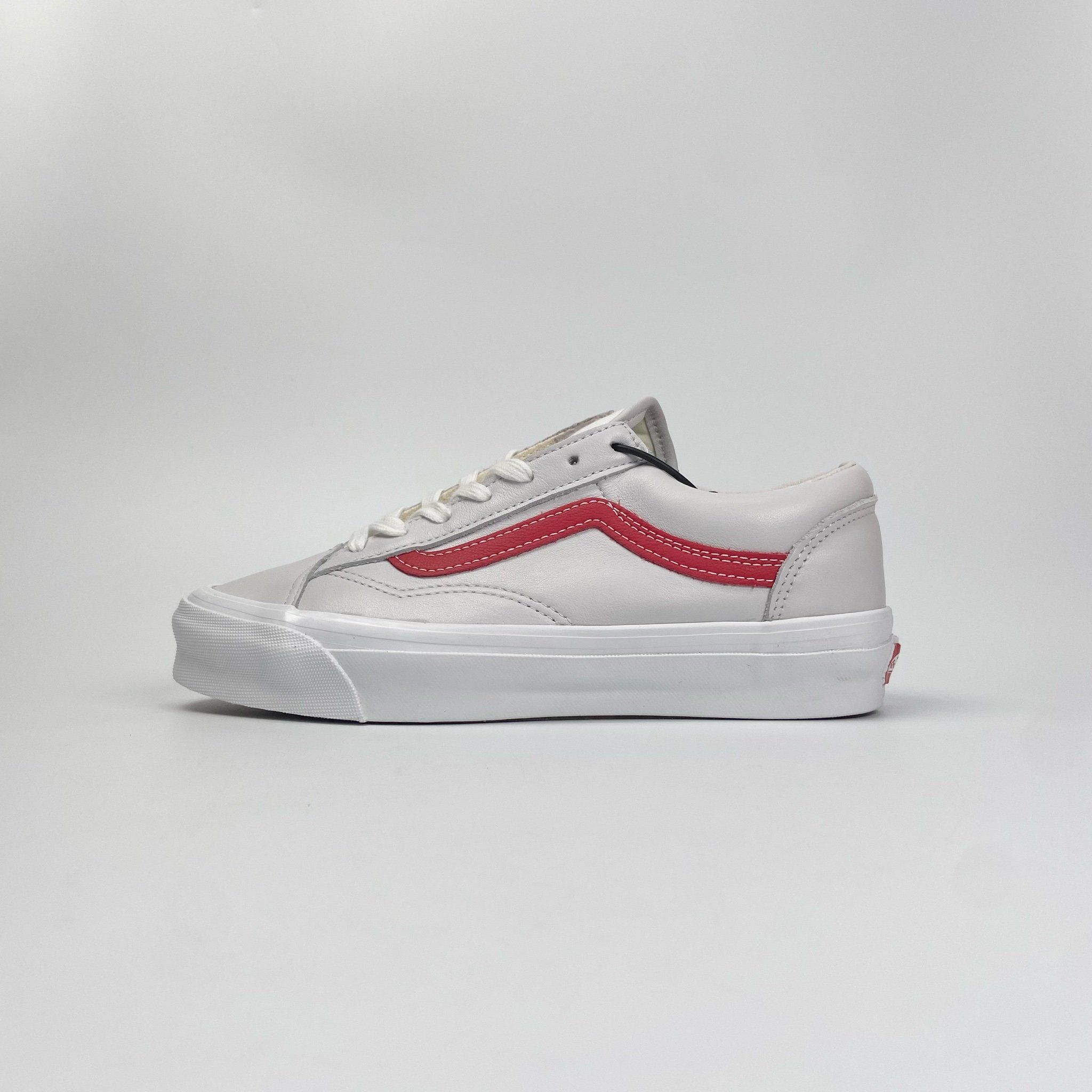 vans vault og style 36 true white red vans vault og style 36 true white red