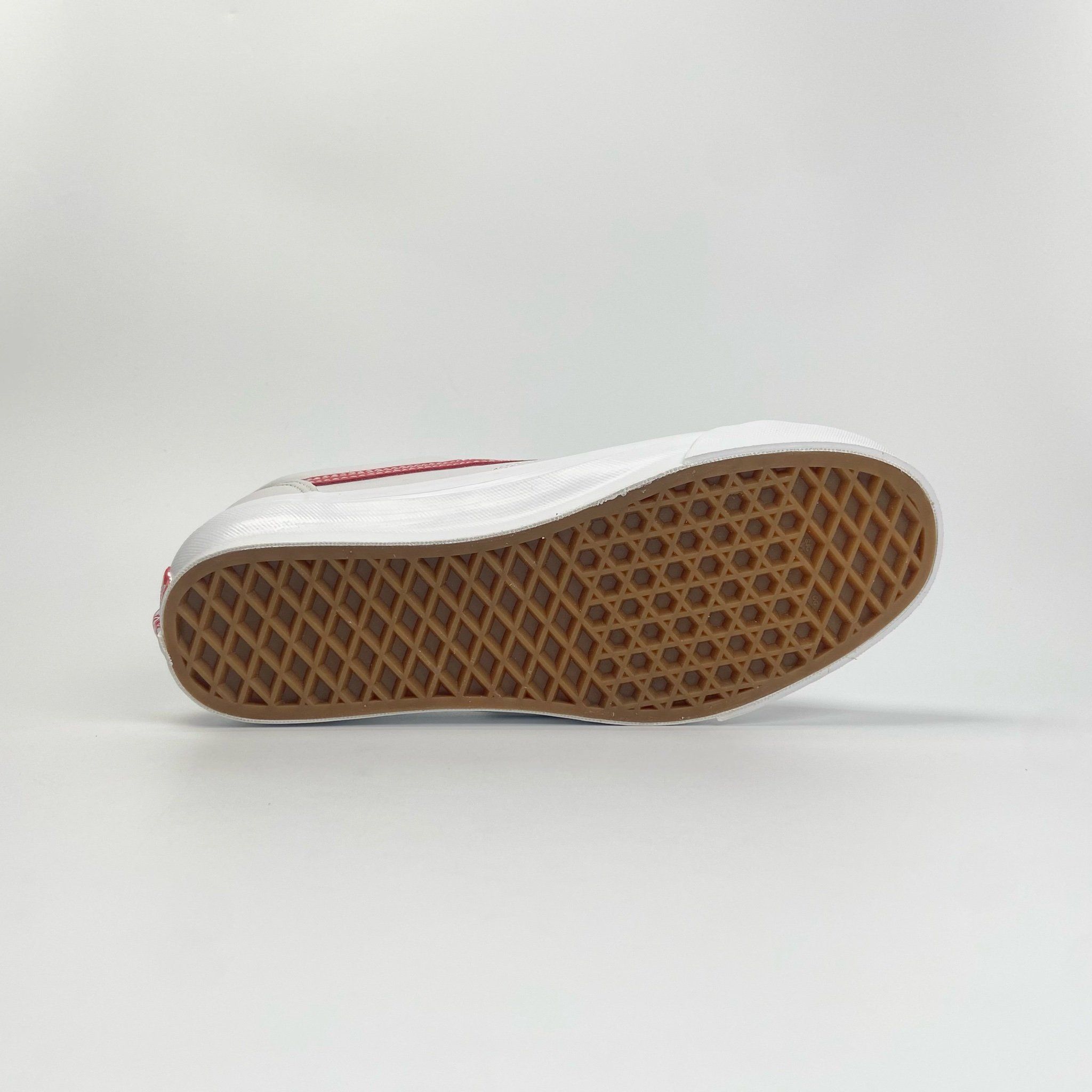 vans vault og style 36 true white red vans vault og style 36 true white red